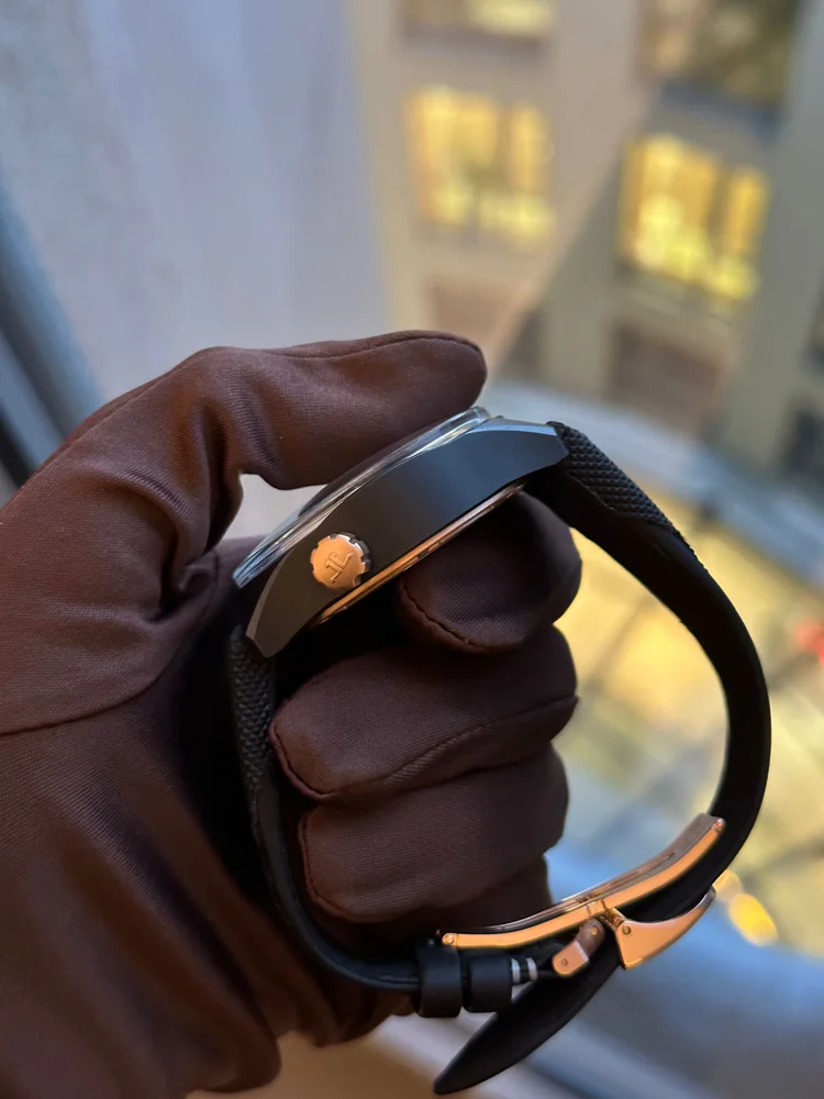 Jaeger-LeCoultre AMVOX Aston Martin